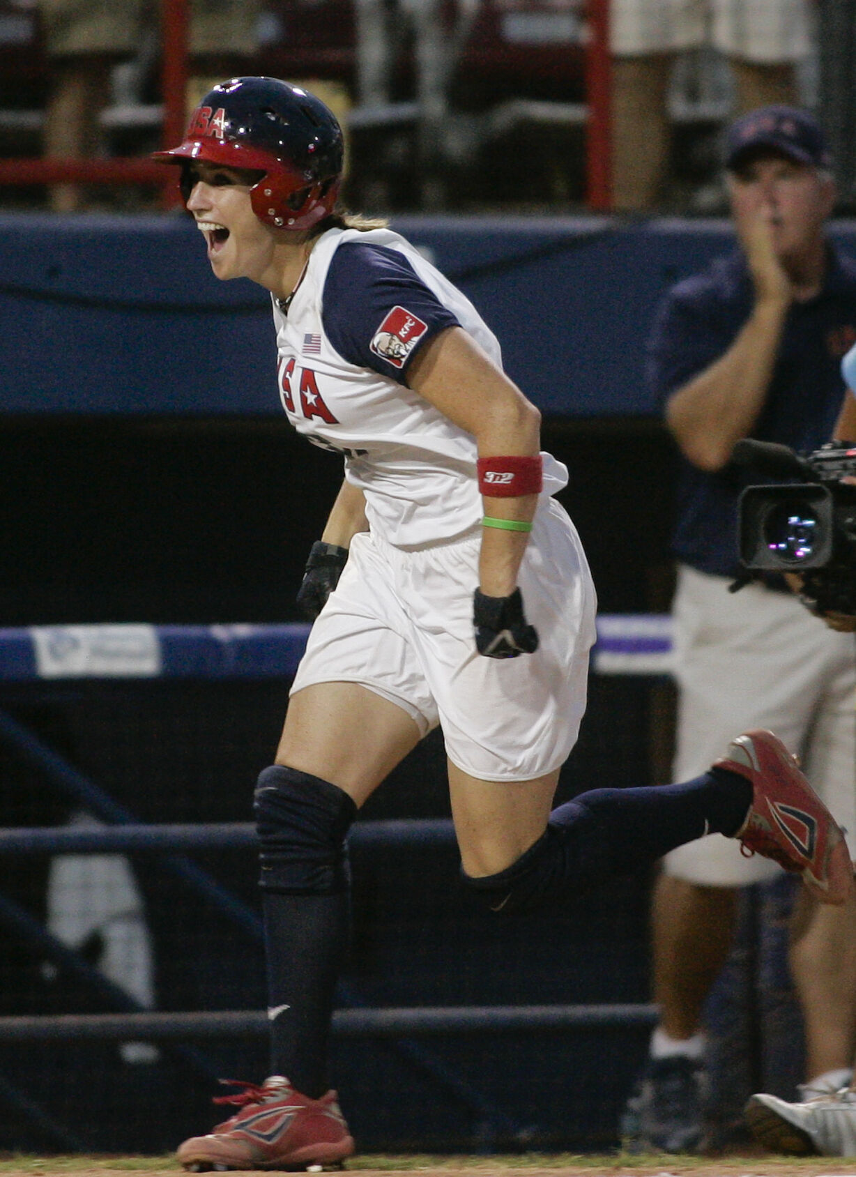2009: Lauren Lappin leads US past Australia in World Cup of Softball title game